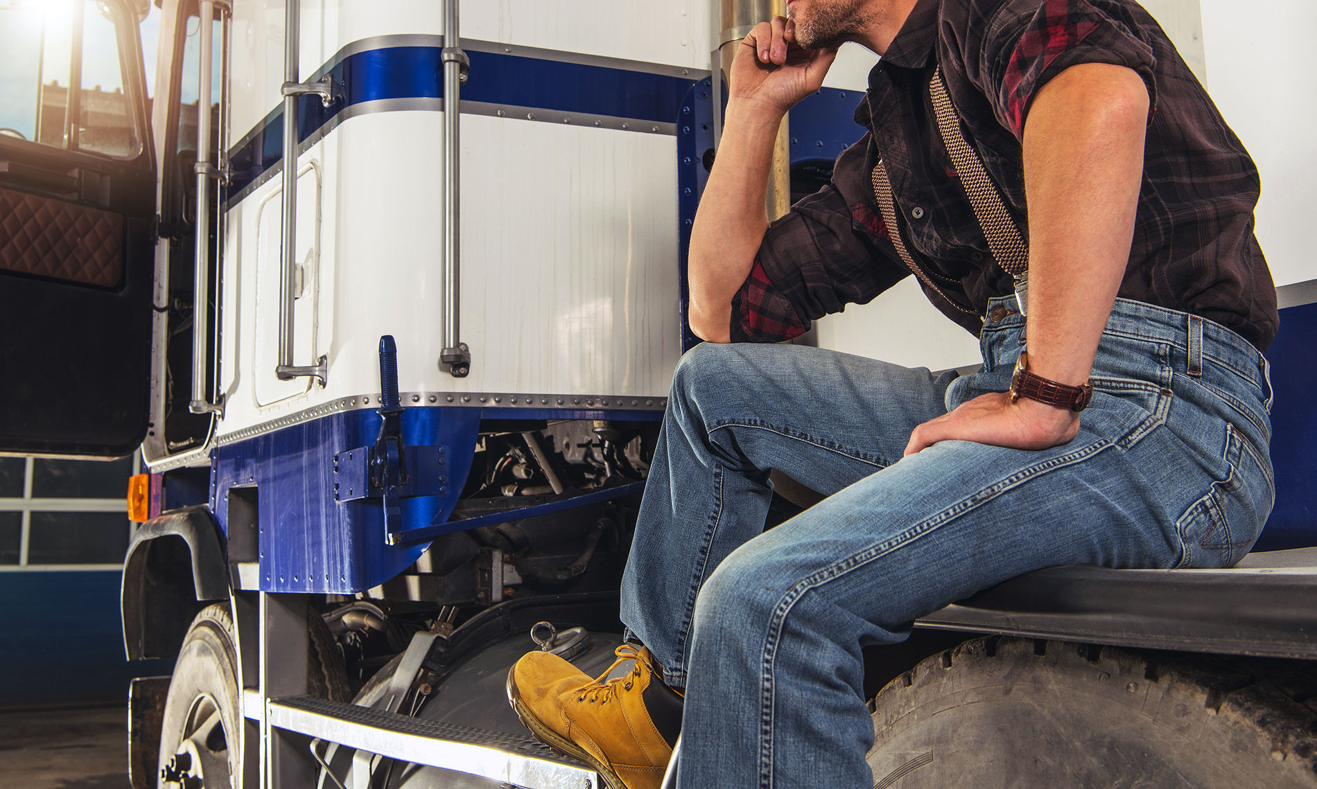 Transportation Industry – Knee Injuries for Truck Drivers